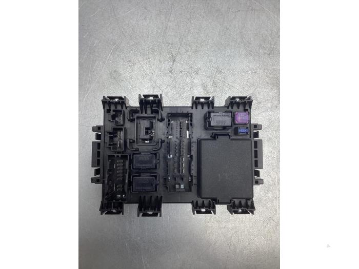 Fuse box Suzuki Celerio 1.0 12V Dualjet XXXXX SUZUKI