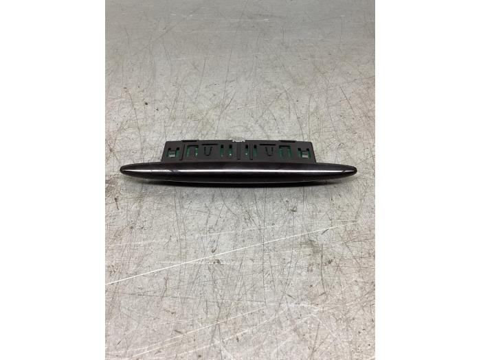 Begagnade PDC-panel Mercedes A (W176) 1.8 A-200 CDI 16V Pris € 21,00 Marginaltabell erbjuds av Gebr Opdam B.V.