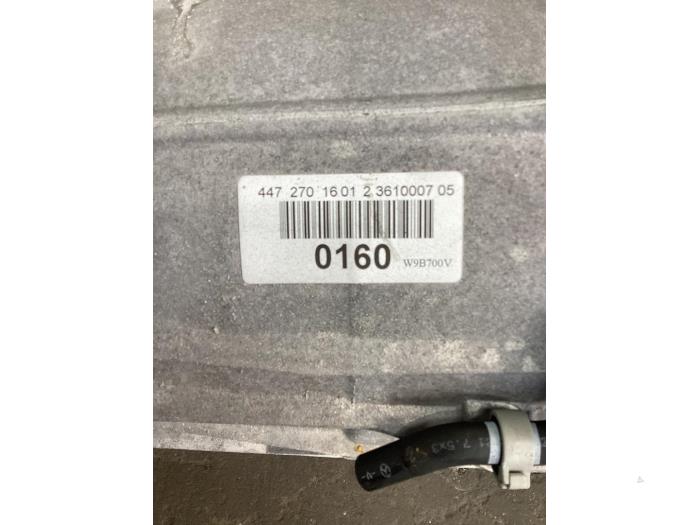 Caja de cambios de un Mercedes-Benz Vito (447.6) 2.0 116 CDI 16V 2021