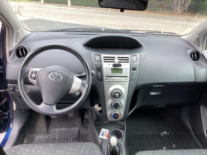 Juego y módulo de airbag de un Toyota Yaris II (P9) 1.0 12V VVT-i 2008