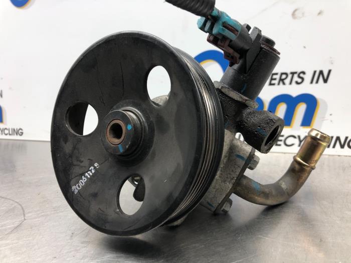 Usagé Pompe de direction Chevrolet Nubira Wagon (J100) 1.8 16V Prix € 42,00 Règlement à la marge proposé par Gebr Opdam B.V.