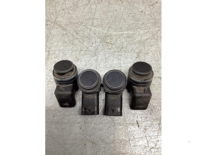 Usados Sensor PDC Ford Transit Connect (PJ2) 1.6 TDCi 16V 95 Precio € 82,28 IVA incluido ofrecido por Gebr Opdam B.V.