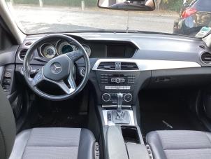 Usagé Kit + module airbag Mercedes C Estate (S204) 3.0 C-350 CDI V6 24V 4-Matic Prix € 950,00 Règlement à la marge proposé par Gebr Opdam B.V.