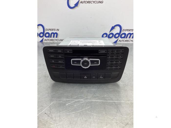 Używane System nawigacji Mercedes B (W246/W242) 1.5 B-180 CDI,d 16V Cena € 298,00 Procedura marży oferowane przez Gebr Opdam B.V.