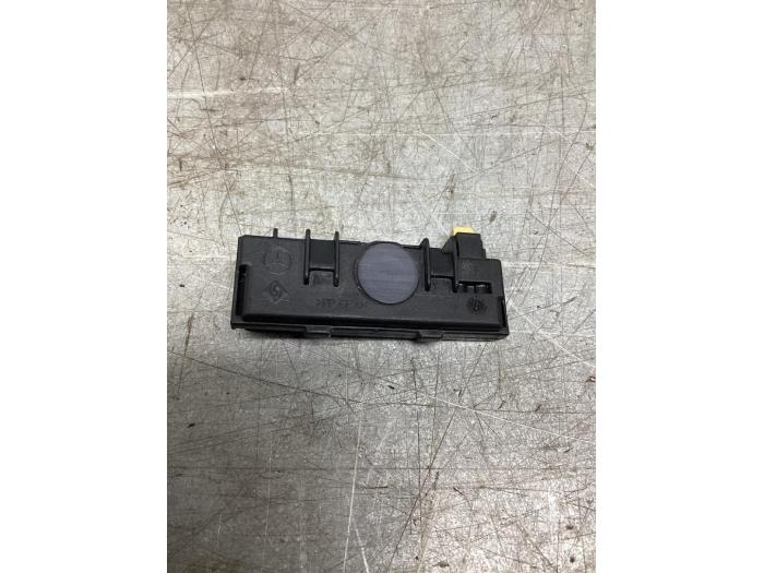 Begagnade Innetemperatursensor Mercedes B (W246/W242) 1.5 B-180 CDI,d 16V Pris € 13,00 Marginaltabell erbjuds av Gebr Opdam B.V.