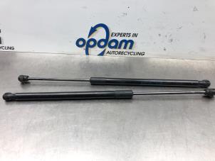 Used Set of tailgate gas struts Ford Focus 3 Wagon 1.0 Ti-VCT EcoBoost 12V 100 Price € 30,00 Margin scheme offered by Gebr Opdam B.V.