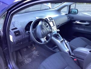 Used Airbag set + module Toyota Auris (E15) 1.6 Dual VVT-i 16V Price € 450,00 Margin scheme offered by Gebr Opdam B.V.