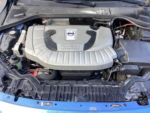 Usagé Boite de vitesses Volvo V60 I (FW/GW) 2.4 D6 20V Plug-in Hybrid AWD Prix € 500,00 Règlement à la marge proposé par Gebr Opdam B.V.