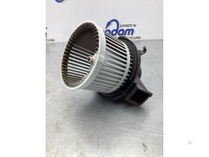 Usados Motor de ventilador de calefactor Fiat Panda (169) 1.2, Classic Precio € 40,00 Norma de margen ofrecido por Gebr Opdam B.V.