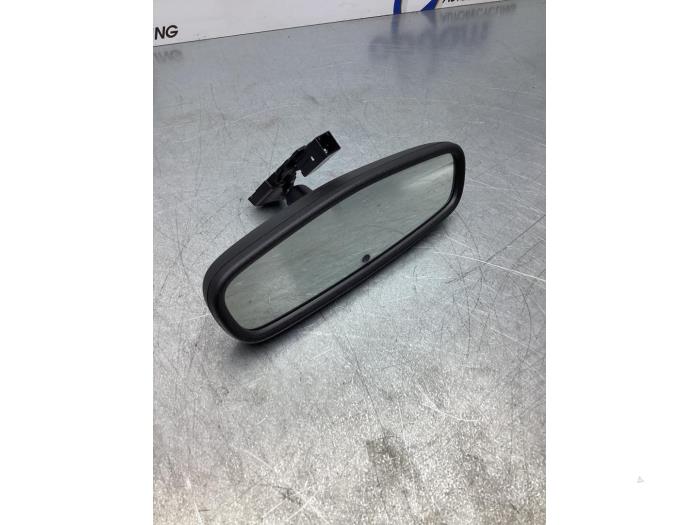 Używane Lusterko wewnetrzne Opel Insignia Sports Tourer 1.4 Turbo 16V Ecotec Cena € 26,00 Procedura marży oferowane przez Gebr Opdam B.V.