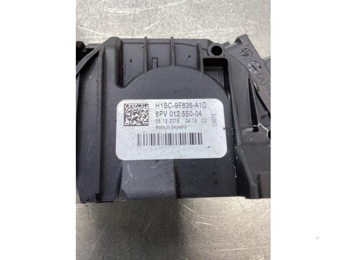 Gaspedalposition Sensor van een Ford Fiesta 7 1.1 Ti-VCT 12V 85 2018