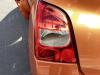 Feu arrière gauche d'un Renault Twingo II (CN), 2007 / 2014 1.2 16V, Berline avec hayon arrière, 2 portes, Essence, 1.149cc, 56kW (76pk), FWD, D4F772; D4FJ7, 2007-03 / 2014-09, CN0A; CNAA; CNBA; CNCA 2007