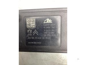 Bloc ABS d'un Citroën C3 (SC) 1.0 Vti 68 12V 2013