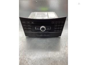 Used Radio CD player Mercedes E (W212) E-350 CGI V6 24V BlueEfficiency Price € 350,00 Margin scheme offered by Gebr Opdam B.V.