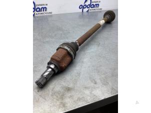 Used Front drive shaft, right Renault Twingo III (AH) 1.0 SCe 70 12V Price € 100,00 Margin scheme offered by Gebr Opdam B.V.