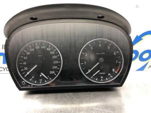 Used Odometer KM BMW 3 serie (E90) 320Si 16V Price € 100,00 Margin scheme offered by Gebr Opdam B.V.