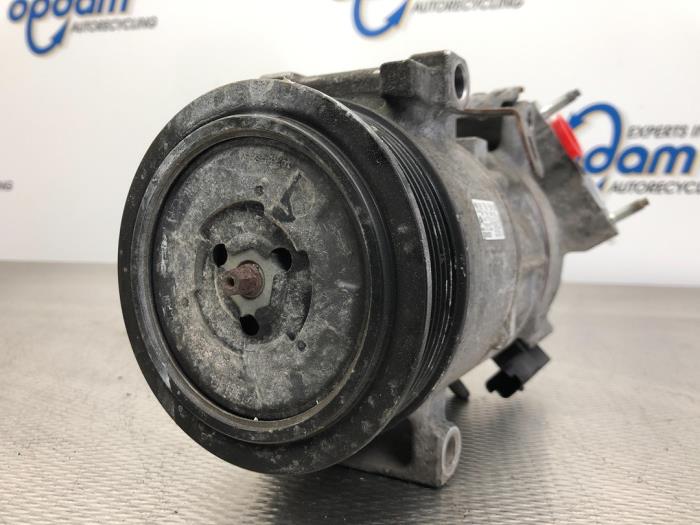 Citroen C4 Cactus Air conditioning pumps stock