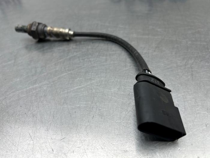 Lambda probe from a Volkswagen Polo IV (9N1/2/3) 1.2 12V 2006
