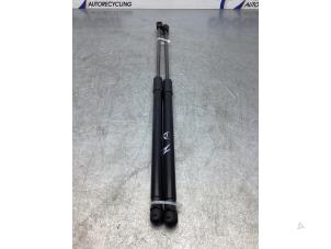 Used Set of gas struts for boot Volkswagen Polo VI (AW1) 1.5 TSI 16V Price € 25,00 Margin scheme offered by Gebr Opdam B.V.