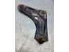 Front lower wishbone, right from a Peugeot 207 CC (WB) 1.6 16V THP 2007
