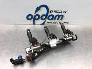 Used Fuel injector nozzle Opel Karl 1.0 12V Price € 100,00 Margin scheme offered by Gebr Opdam B.V.