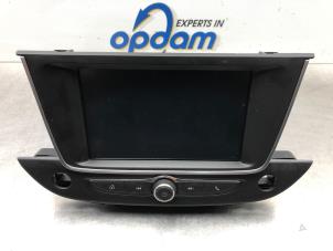 Used Display Multi Media control unit Opel Crossland/Crossland X 1.2 12V Price € 425,00 Margin scheme offered by Gebr Opdam B.V.