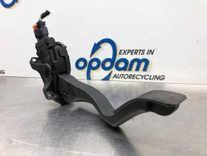 Used Throttle pedal position sensor Opel Crossland/Crossland X 1.2 12V Price € 75,00 Margin scheme offered by Gebr Opdam B.V.