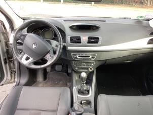 Gebrauchte Airbag Set + Modul Renault Megane III Grandtour (KZ) 1.4 16V TCe 130 Preis € 300,00 Margenregelung angeboten von Gebr Opdam B.V.
