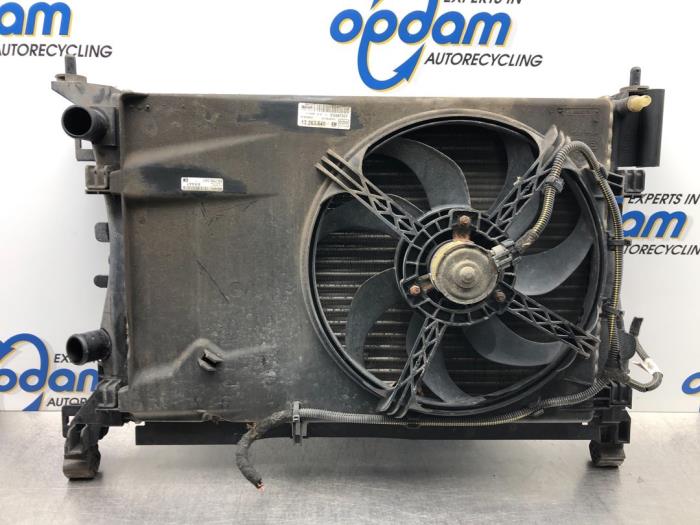 Radiator Opel Corsa D 1.0 - 55701408 Z10XEP - Gebr Opdam B.V.