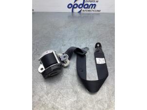 Used Rear seatbelt, left Nissan Note (E12) 1.2 68 Price € 40,00 Margin scheme offered by Gebr Opdam B.V.
