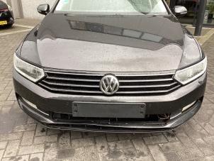 Used Front end, complete Volkswagen Passat Variant (3G5) 1.4 TSI 16V Price on request offered by Gebr Opdam B.V.