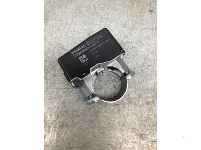 Nissan Qashqai Steering box locks stock