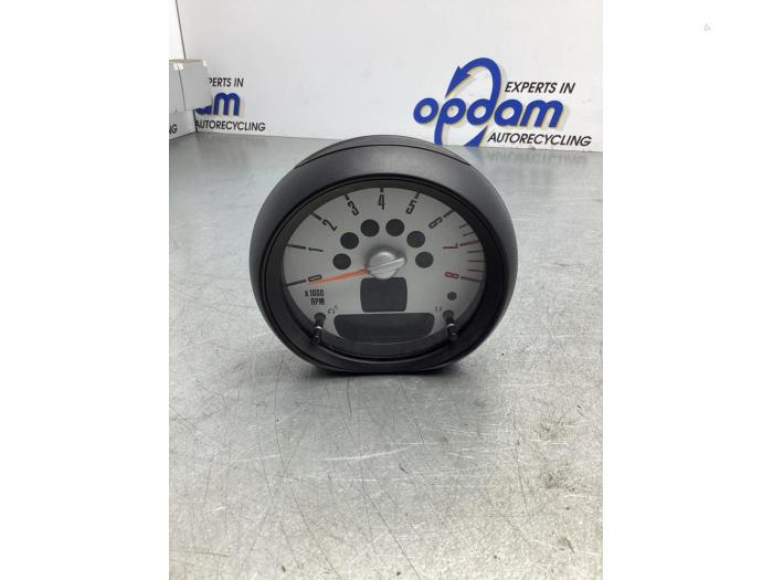 Używane Obrotomierz Mini Countryman (R60) 1.6 16V Cooper Cena € 51,00 Procedura marży oferowane przez Gebr Opdam B.V.