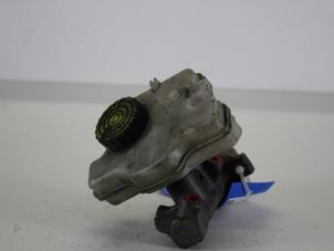 Used Master cylinder Citroen Saxo 1.5 D Price on request offered by Gebr Opdam B.V.