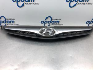 Used Grille Hyundai i30 Crosswagon (WWH) 1.4 CVVT 16V Price € 75,00 Margin scheme offered by Gebr Opdam B.V.