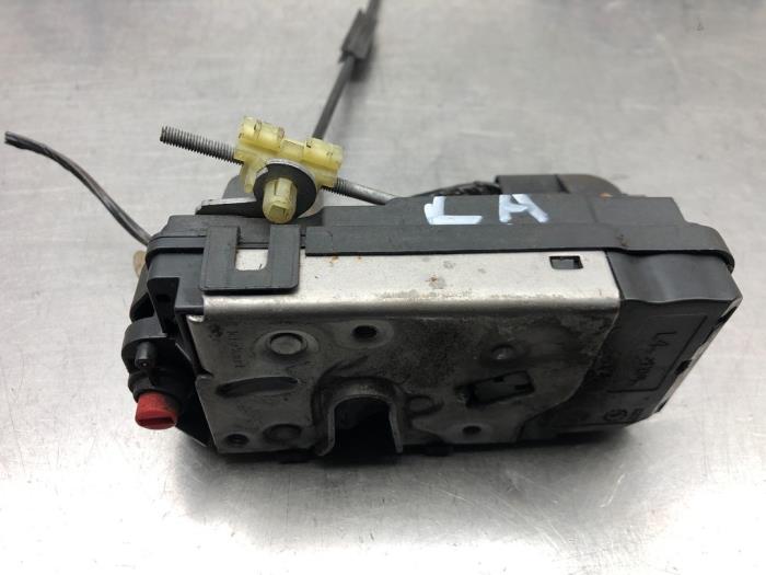 Rear door lock mechanism 4-door, left Opel Astra H 1.4 16V Twinport ...