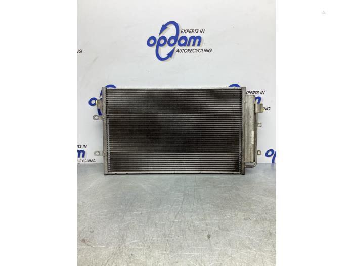 Usagé Radiateur clim Iveco Daily Prix € 283,14 Prix TTC proposé par Gebr Opdam B.V.