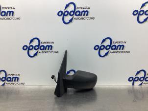 Used Wing mirror, left Ford Fusion 1.6 16V Price € 25,00 Margin scheme offered by Gebr Opdam B.V.
