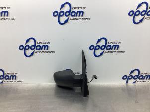 Used Wing mirror, right Ford Fusion 1.6 16V Price € 21,00 Margin scheme offered by Gebr Opdam B.V.