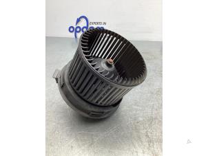 Usados Motor de ventilador de calefactor Peugeot 207 SW (WE/WU) 1.6 HDi Precio € 40,00 Norma de margen ofrecido por Gebr Opdam B.V.
