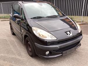 Used Wing mirror, right Peugeot 1007 (KM) 1.4 HDI Price € 50,00 Margin scheme offered by Gebr Opdam B.V.