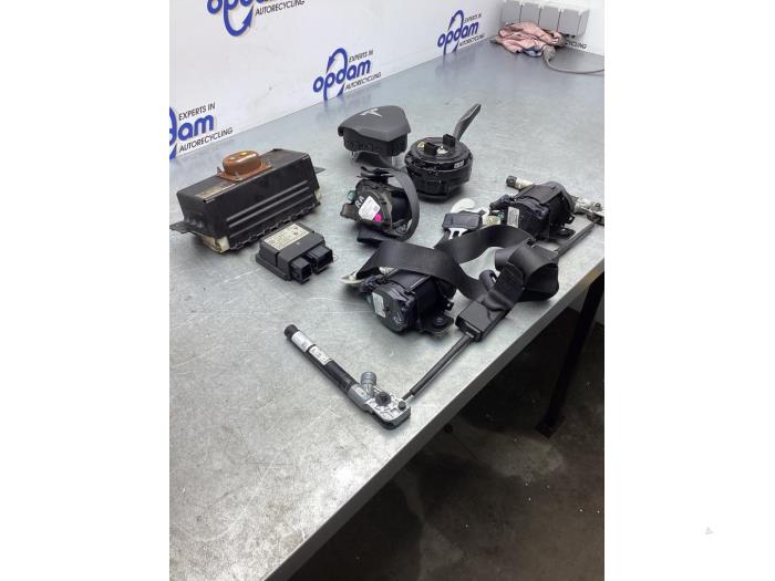 Airbag set+module Tesla Model 3 Long Range 72kWh 109683500L