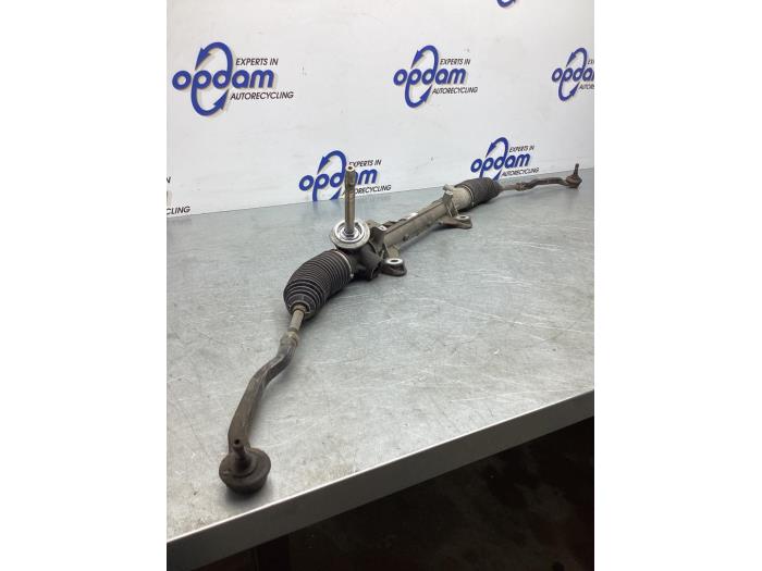 Steering box from a Renault Megane III Grandtour (KZ) 1.2 16V TCE 130 2014
