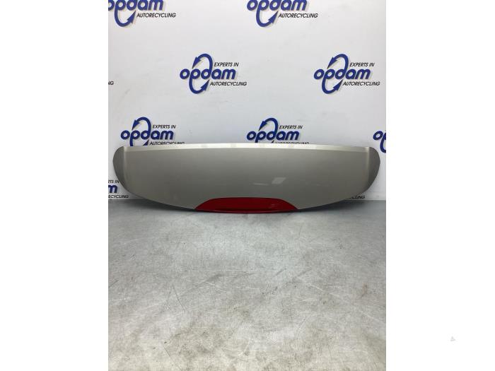 Używane Spojler Volvo V60 I (FW/GW) 1.6 T3 16V Cena € 64,00 Procedura marży oferowane przez Gebr Opdam B.V.