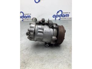 Compresseur de clim d'un Fiat Punto II (188) 1.3 JTD Multijet 16V 2011