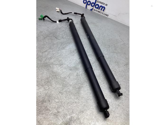 Citroen C5 Aircross Sets of tailgate gas struts stock