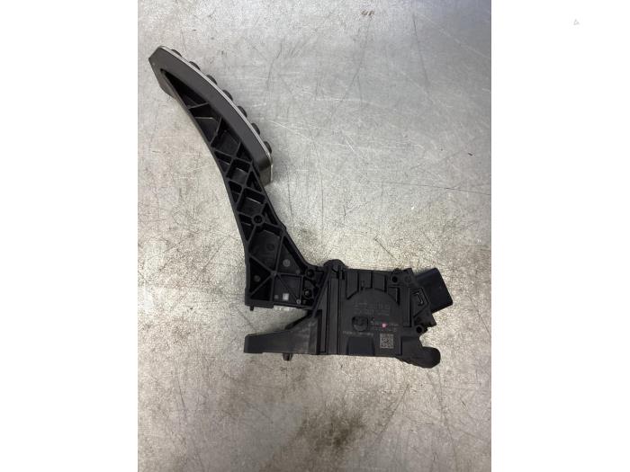 Begagnade Gaspedalsensor Mercedes CLA (118.3) 1.5 CLA-180d Pris € 42,00 Marginaltabell erbjuds av Gebr Opdam B.V.