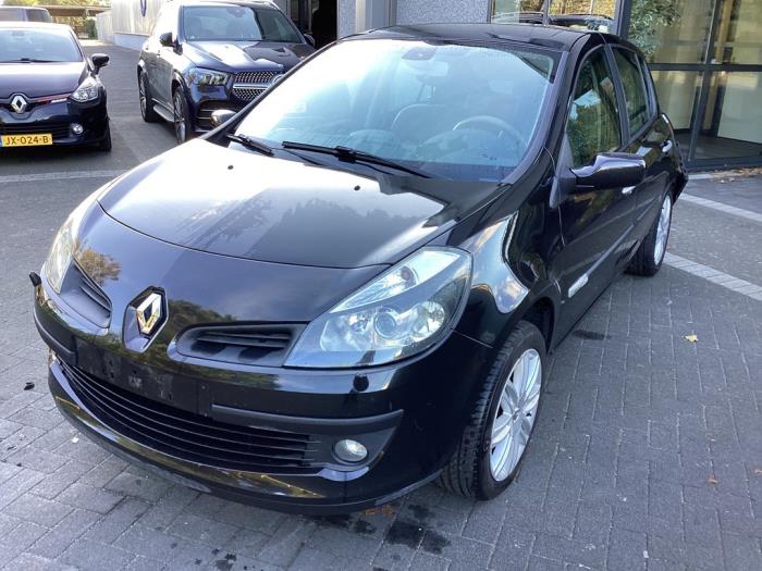 Gebrauchte Getriebe Renault Clio III (BR/CR) 2.0 16V Preis € 468,00 Margenregelung angeboten von Gebr Opdam B.V.