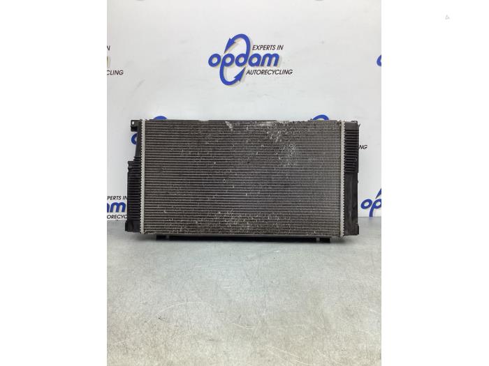 Usagé Radiateur BMW 5 serie Touring (F11) 520i 16V Prix € 106,00 Règlement à la marge proposé par Gebr Opdam B.V.