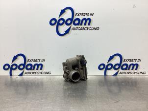 Used Throttle body Smart Fortwo Coupé (451.3) 1.0 45 KW Price € 250,00 Margin scheme offered by Gebr Opdam B.V.